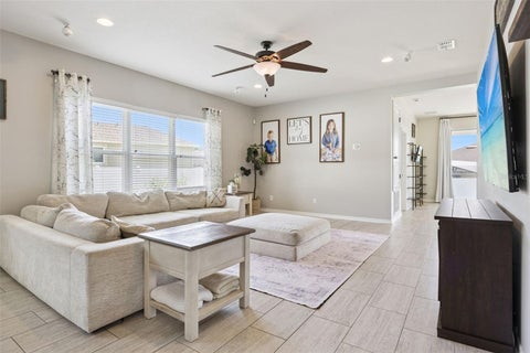 Tiny photo for 12549 Hammock Pointe Circle, Clermont, FL 34711 (MLS # G5113586)