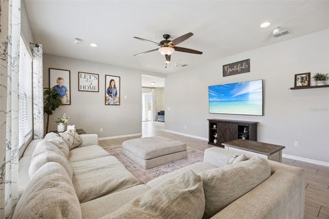 Tiny photo for 12549 Hammock Pointe Circle, Clermont, FL 34711 (MLS # G5113586)