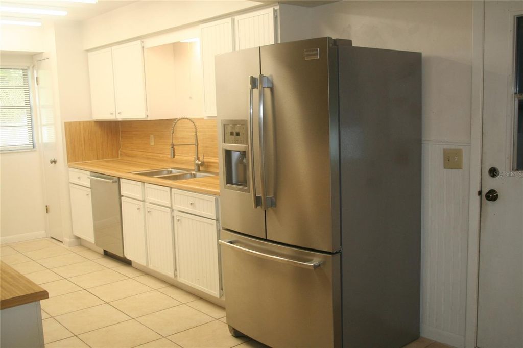 Photo of 6341 Flamingo Drive, Apollo Beach, FL 33572 (MLS # TB8420062)