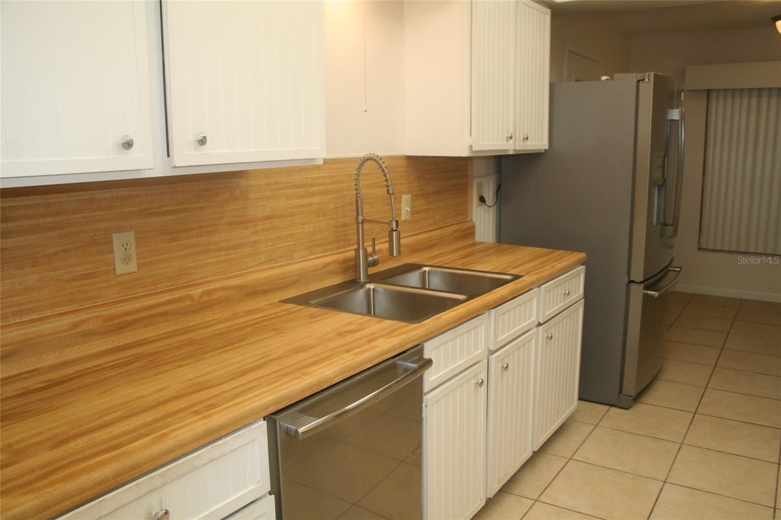 APOLLO BEACH UNIT TWO - Residential