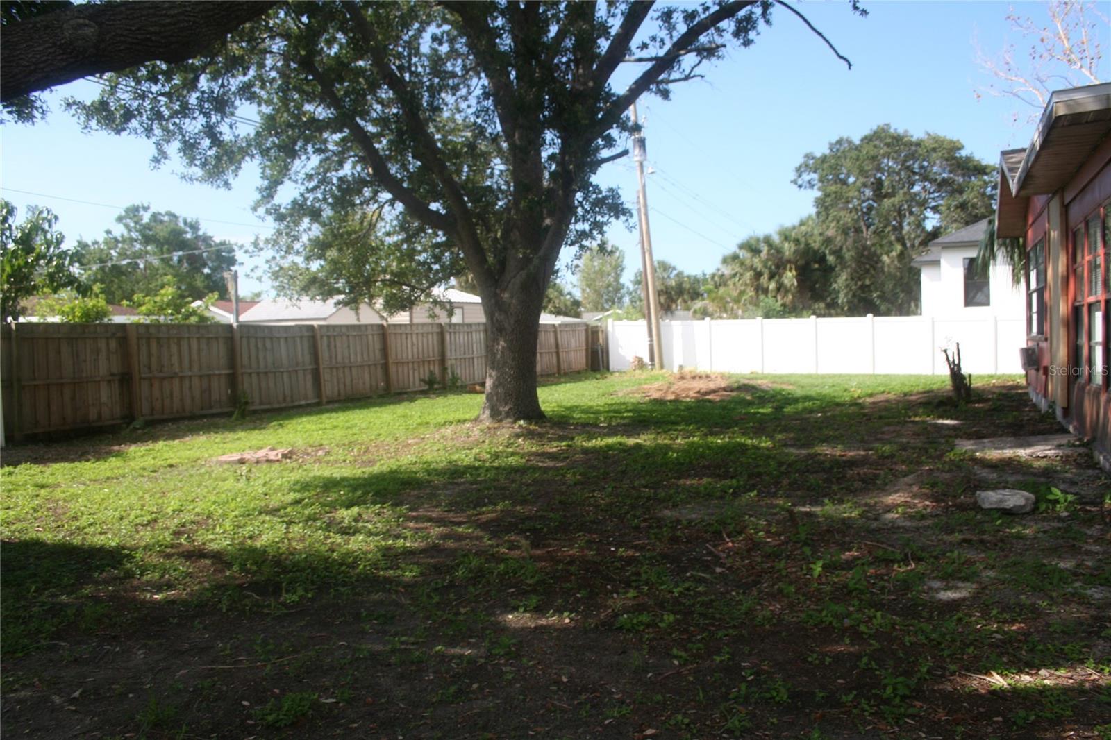 APOLLO BEACH UNIT TWO - Residential