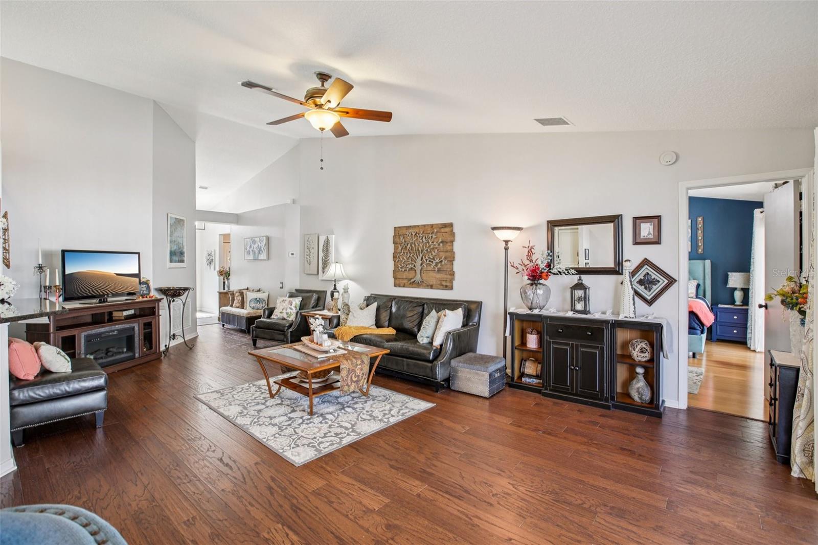 CALUSA TRACE UNIT IX PH II - Residential