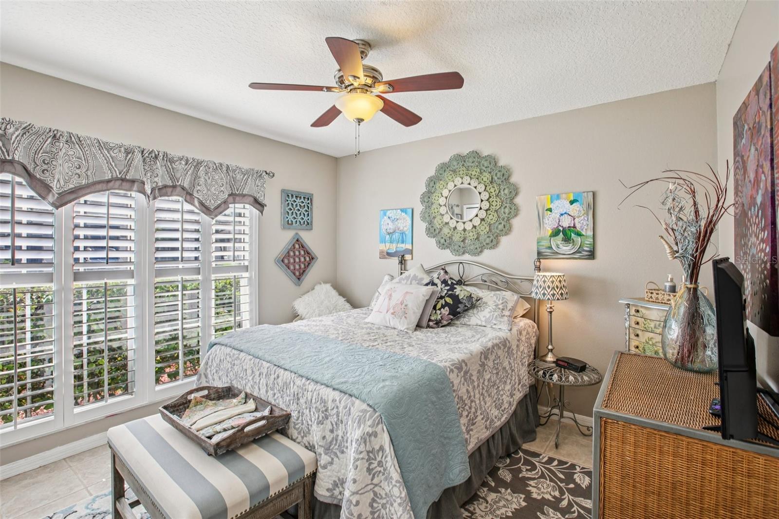 CALUSA TRACE UNIT IX PH II - Residential