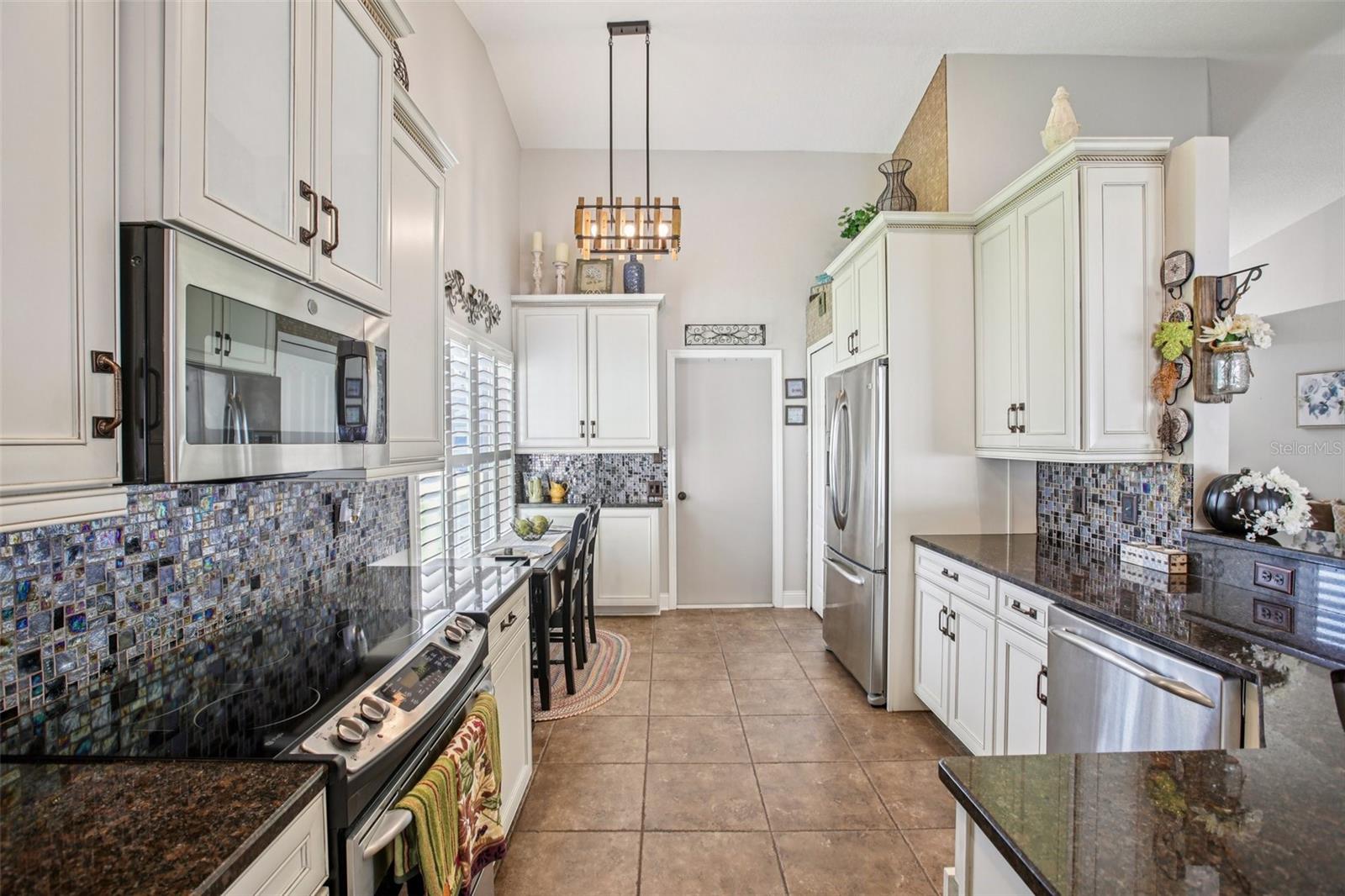 CALUSA TRACE UNIT IX PH II - Residential