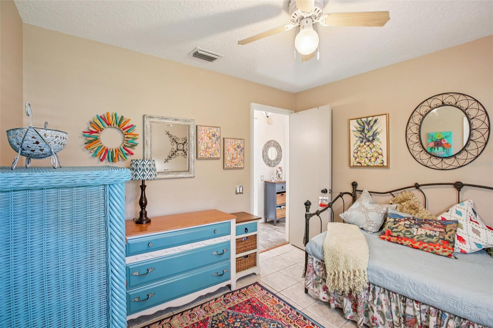 CALUSA TRACE UNIT IX PH II - Residential