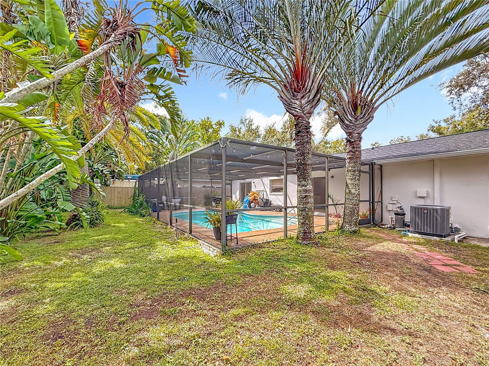 WILSHIRE ESTATES - Residential Lease