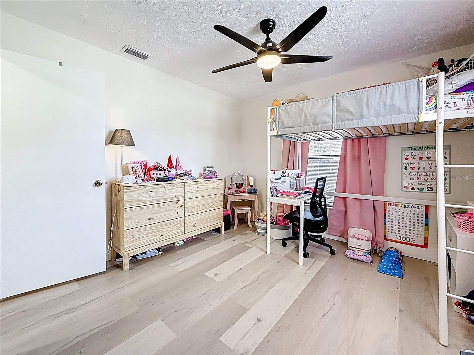 WILSHIRE ESTATES - Residential Lease