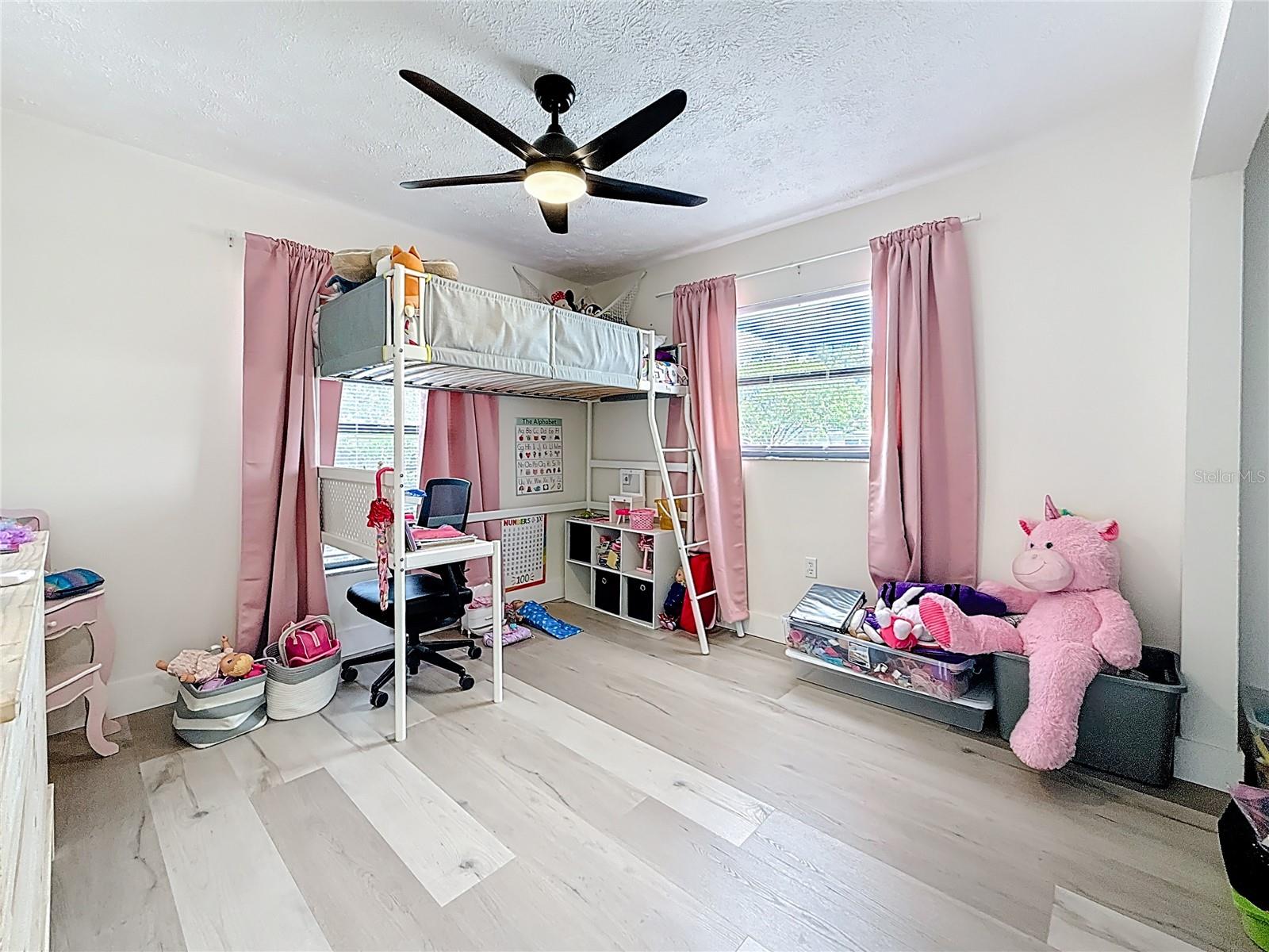 WILSHIRE ESTATES - Residential Lease