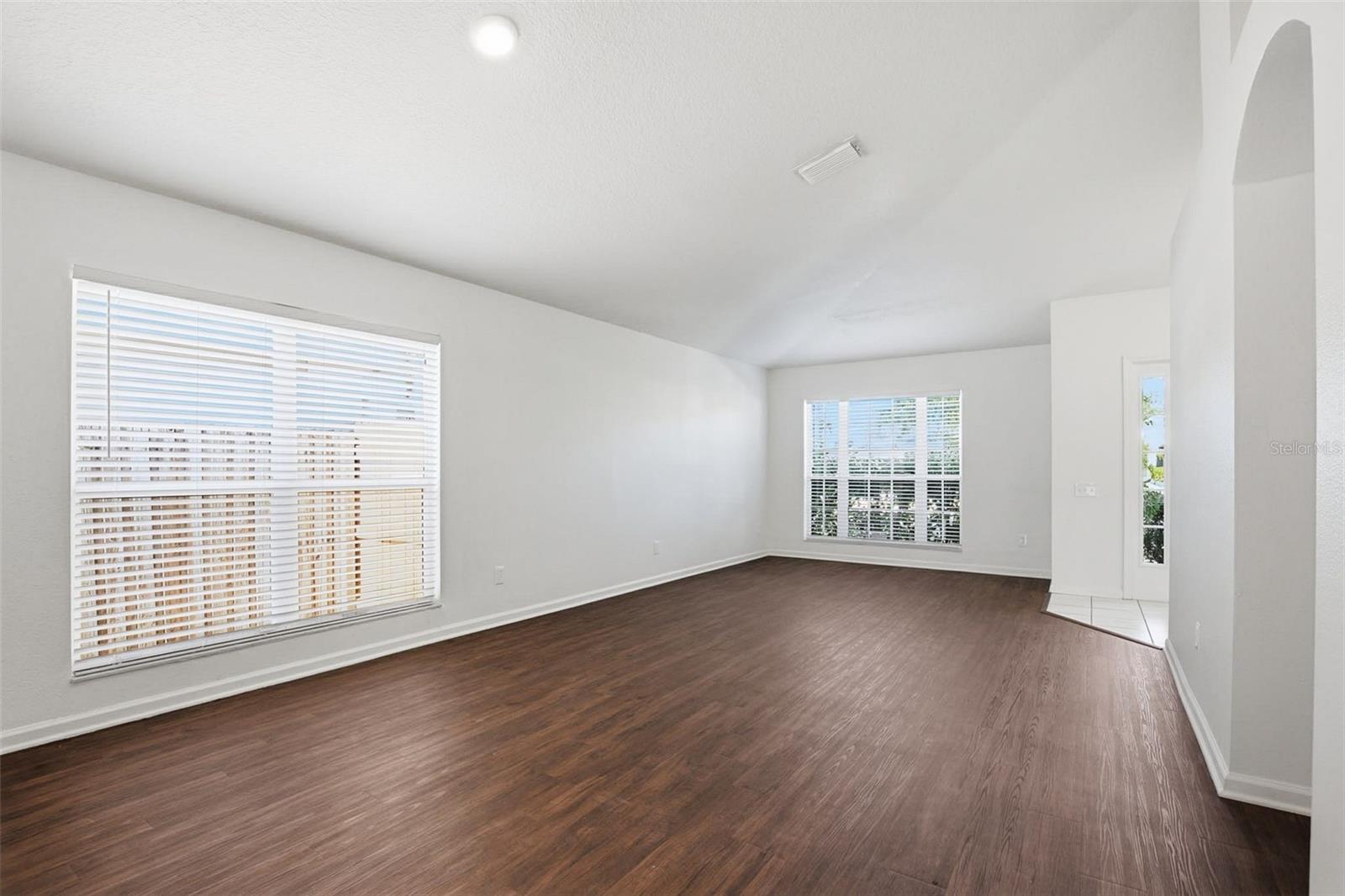 SOUTH POINTE PH 5 - Residential