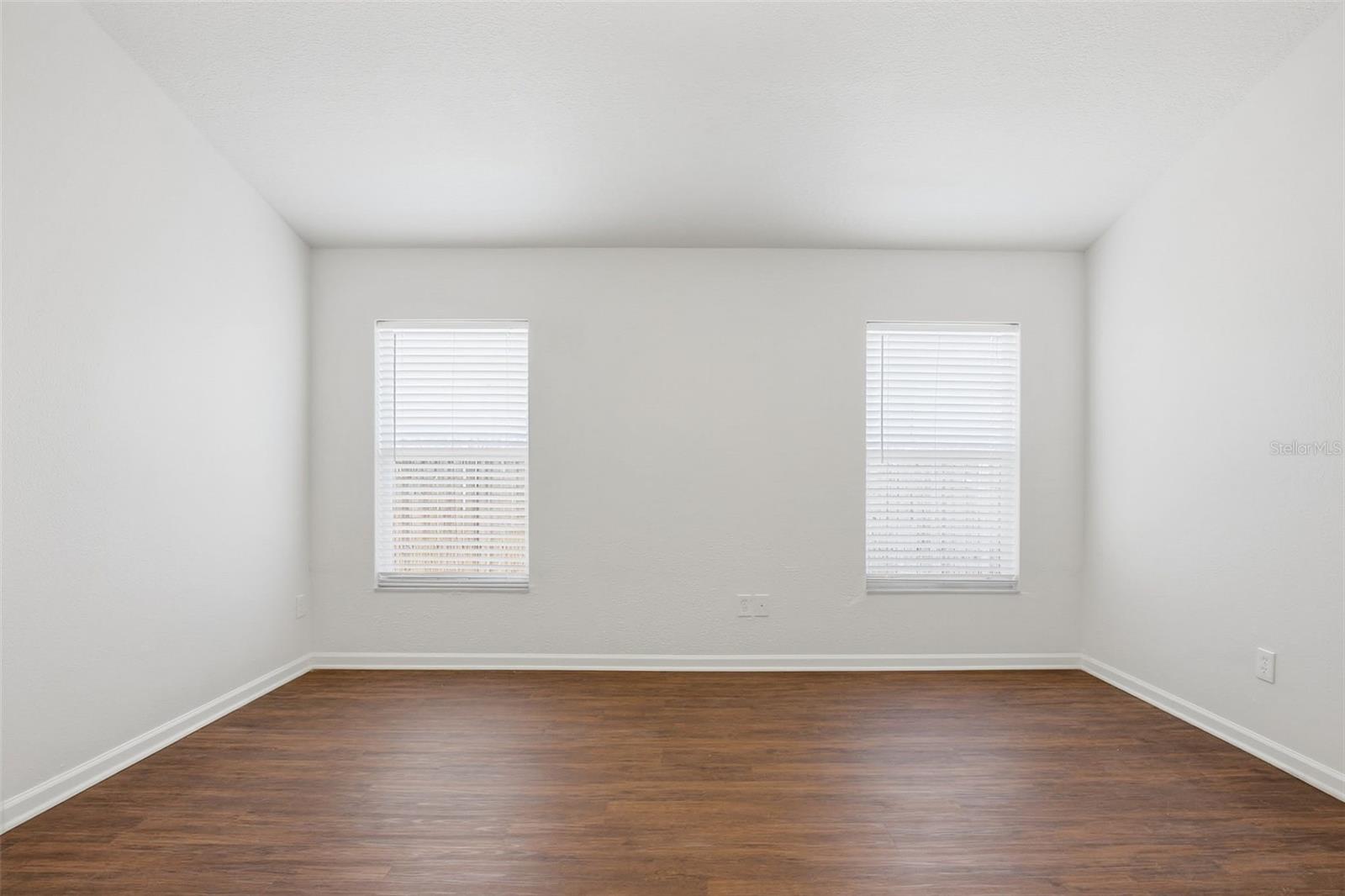 SOUTH POINTE PH 5 - Residential