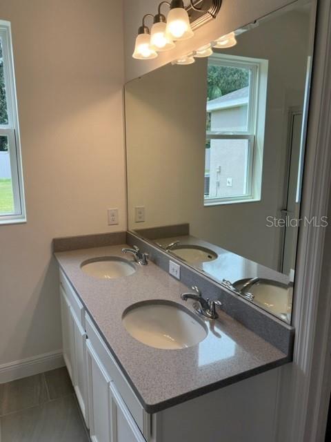 HANOVER LAKES - Residential