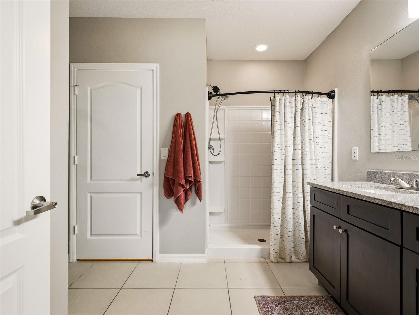 SABAL LAKES - Residential