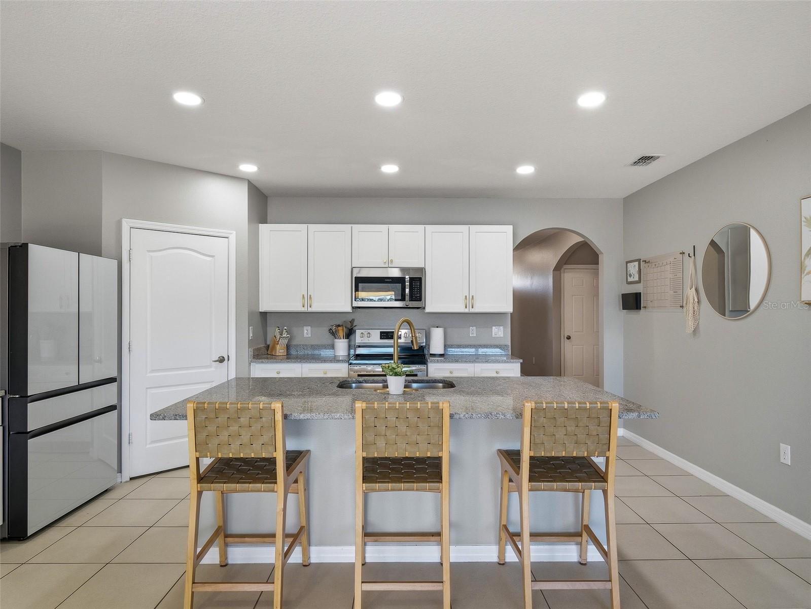 SABAL LAKES - Residential