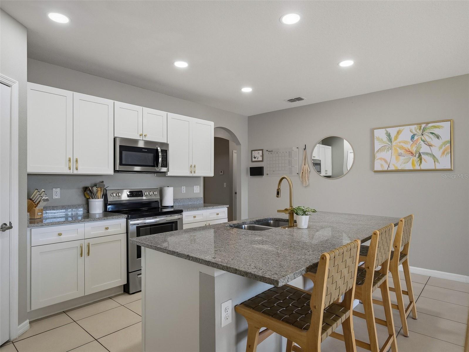 SABAL LAKES - Residential