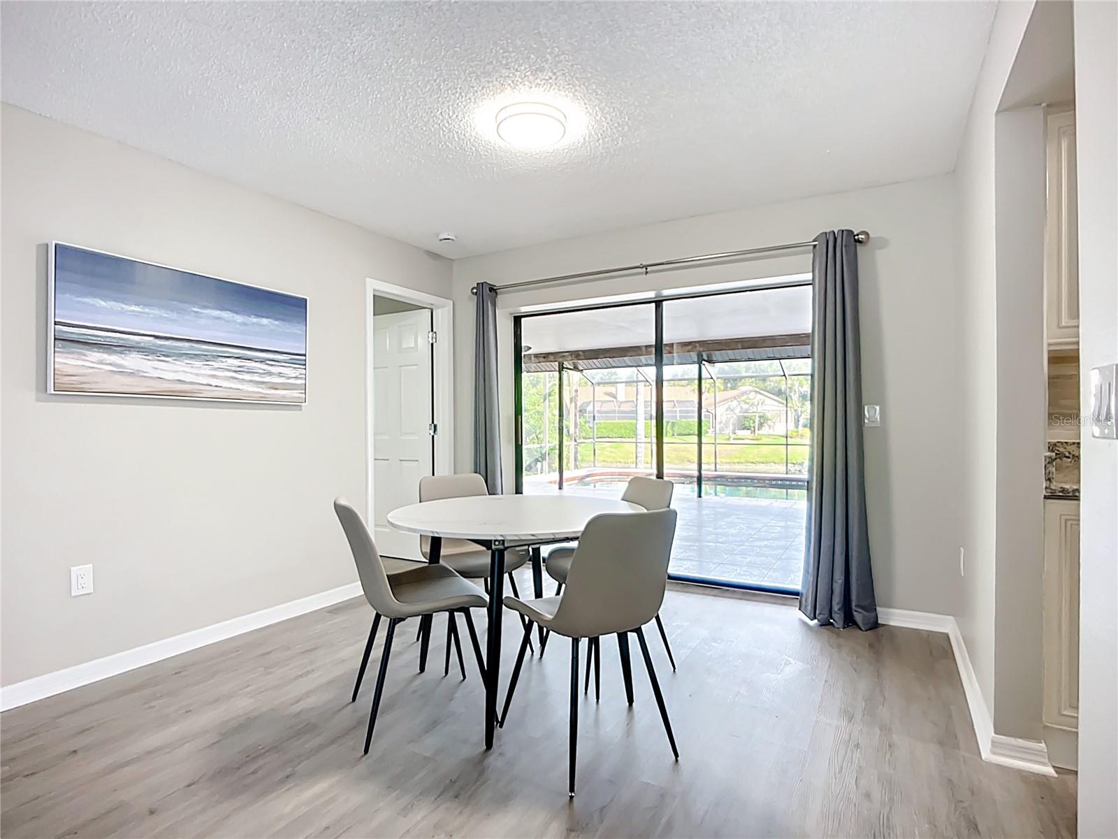 SHERWOOD FOREST - Residential