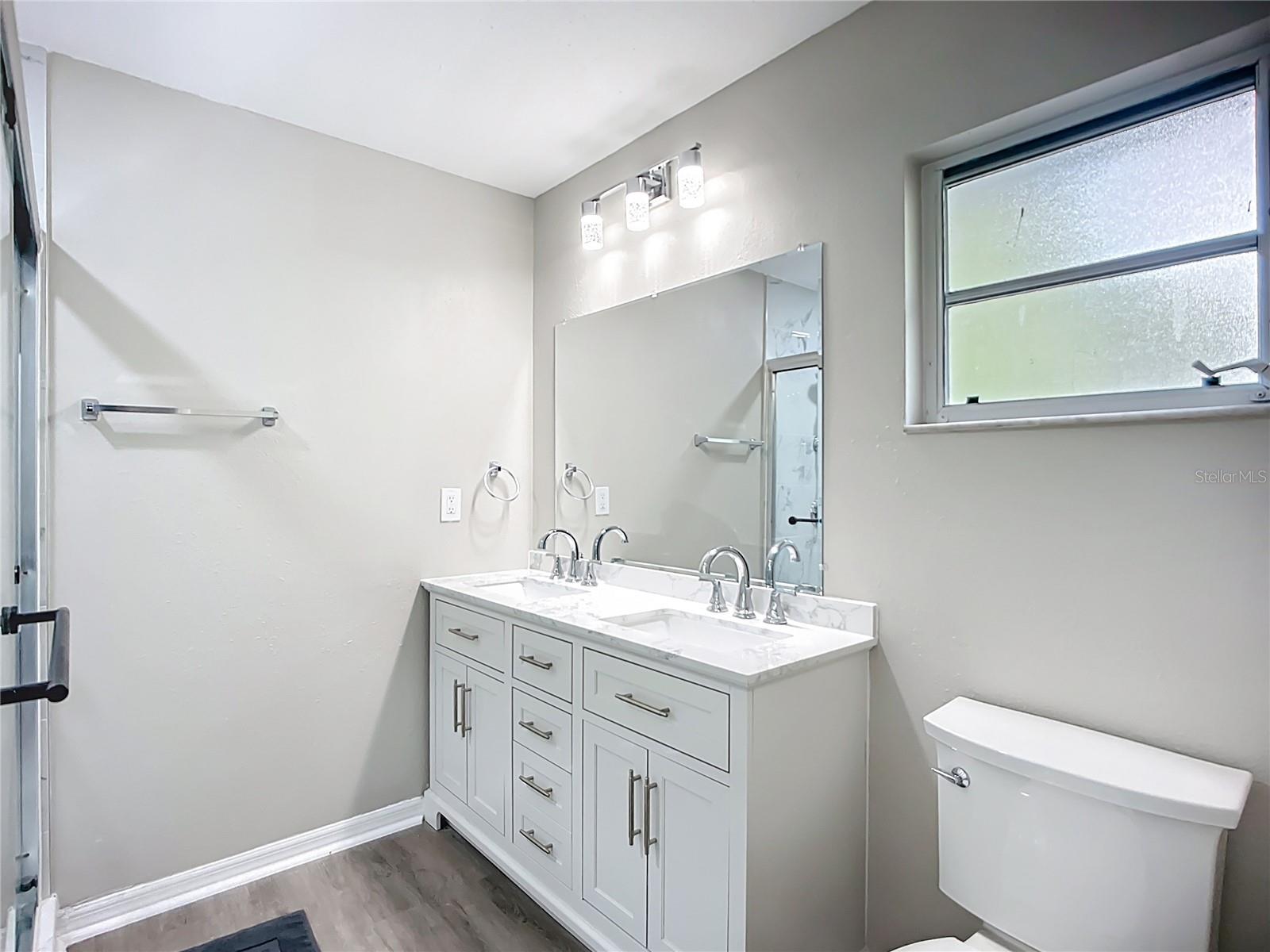 SHERWOOD FOREST - Residential