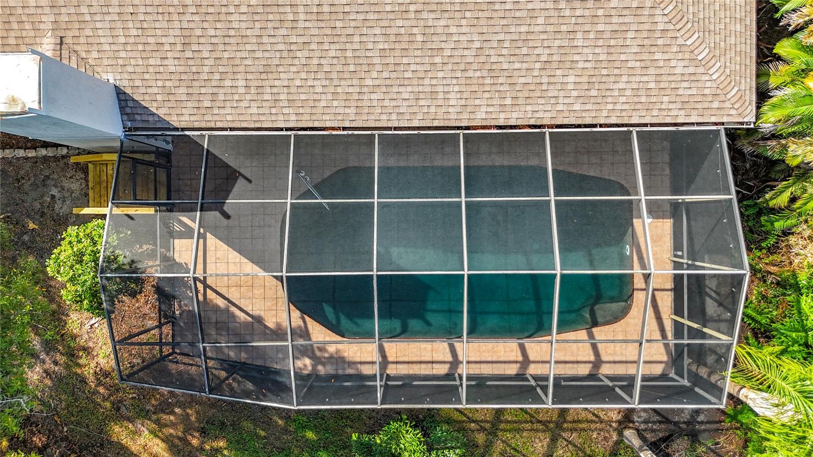 SHERWOOD FOREST - Residential