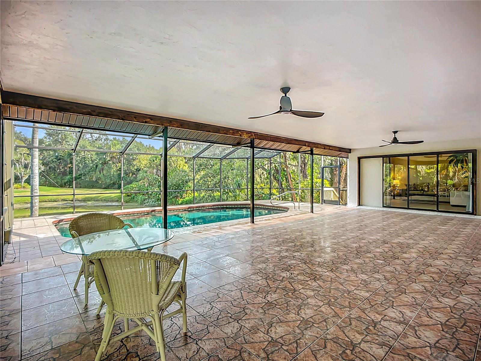 SHERWOOD FOREST - Residential