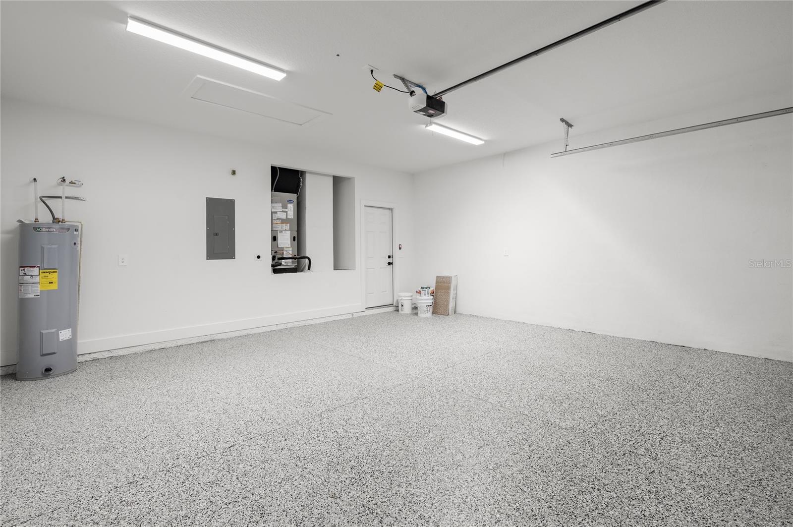 PLANTATION ESTATES UNIT 24 - Residential