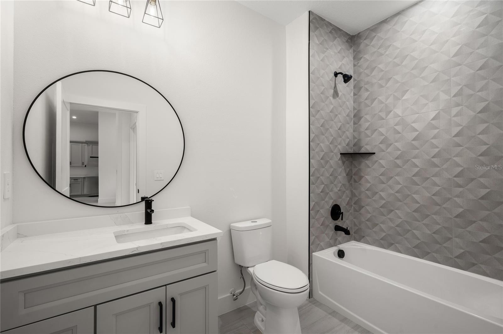 PLANTATION ESTATES UNIT 24 - Residential