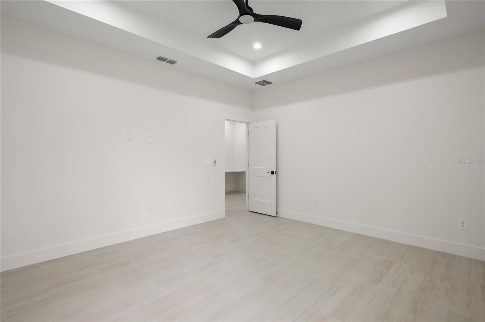 PLANTATION ESTATES UNIT 24 - Residential