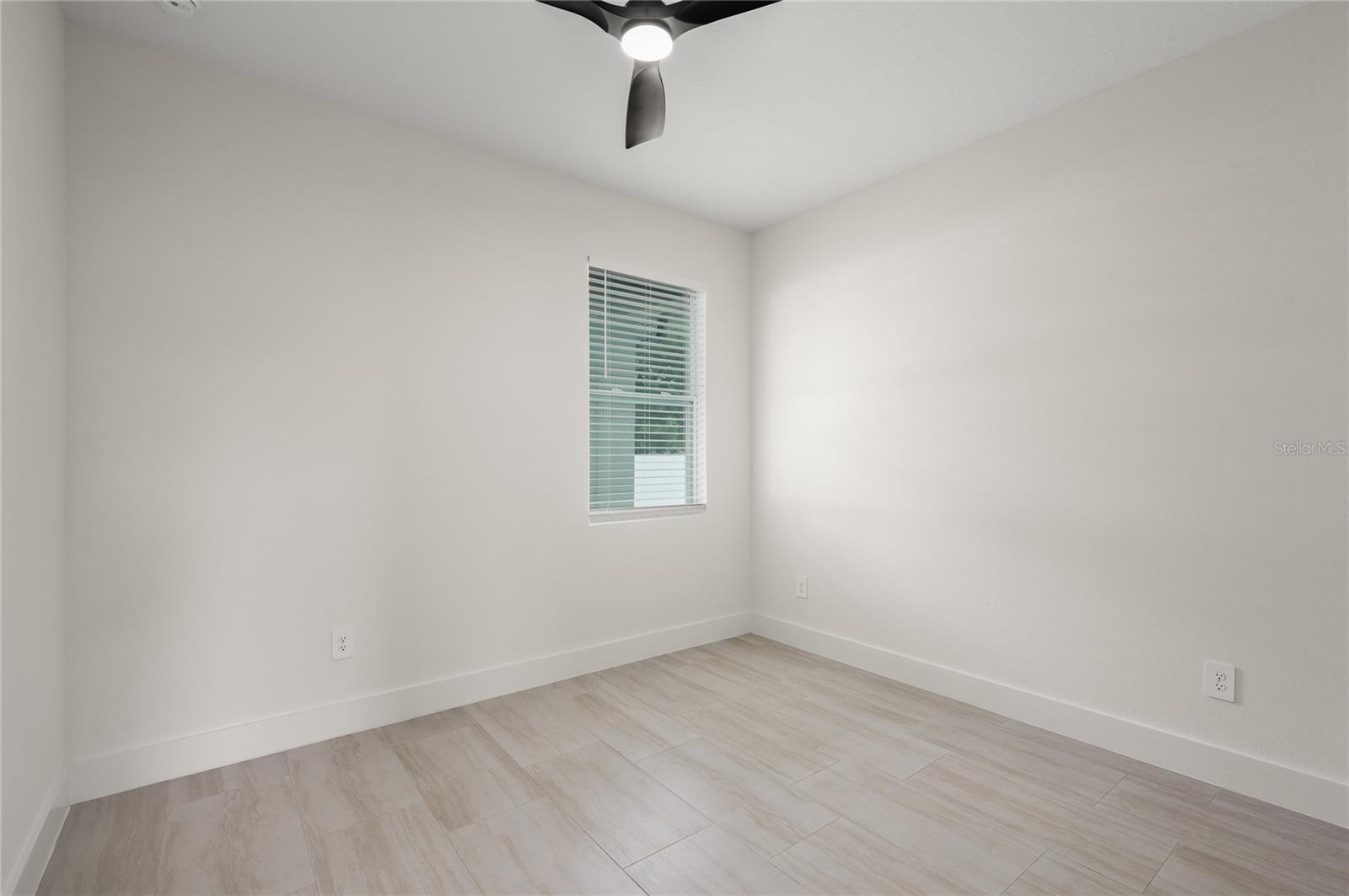 PLANTATION ESTATES UNIT 24 - Residential