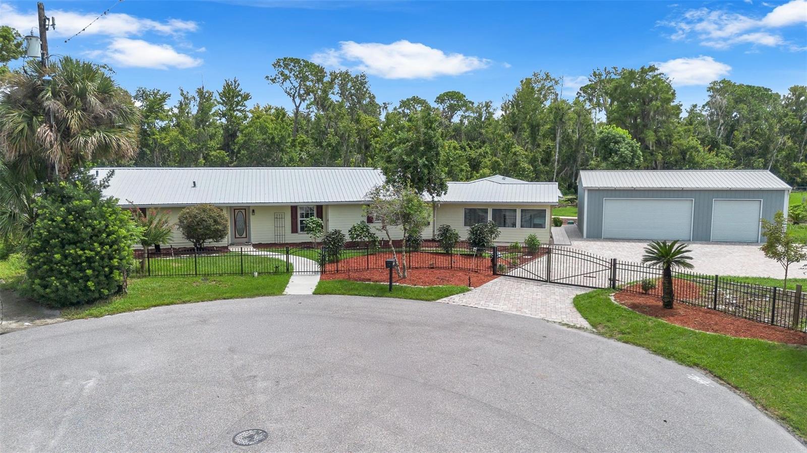 507 PHYLLIS CIRCLE