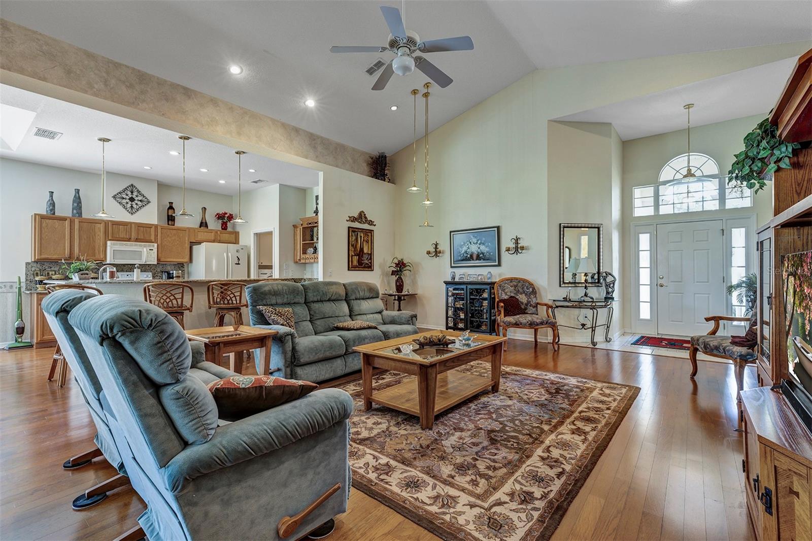 OAK RUN CRESCENT OAKS - Residential