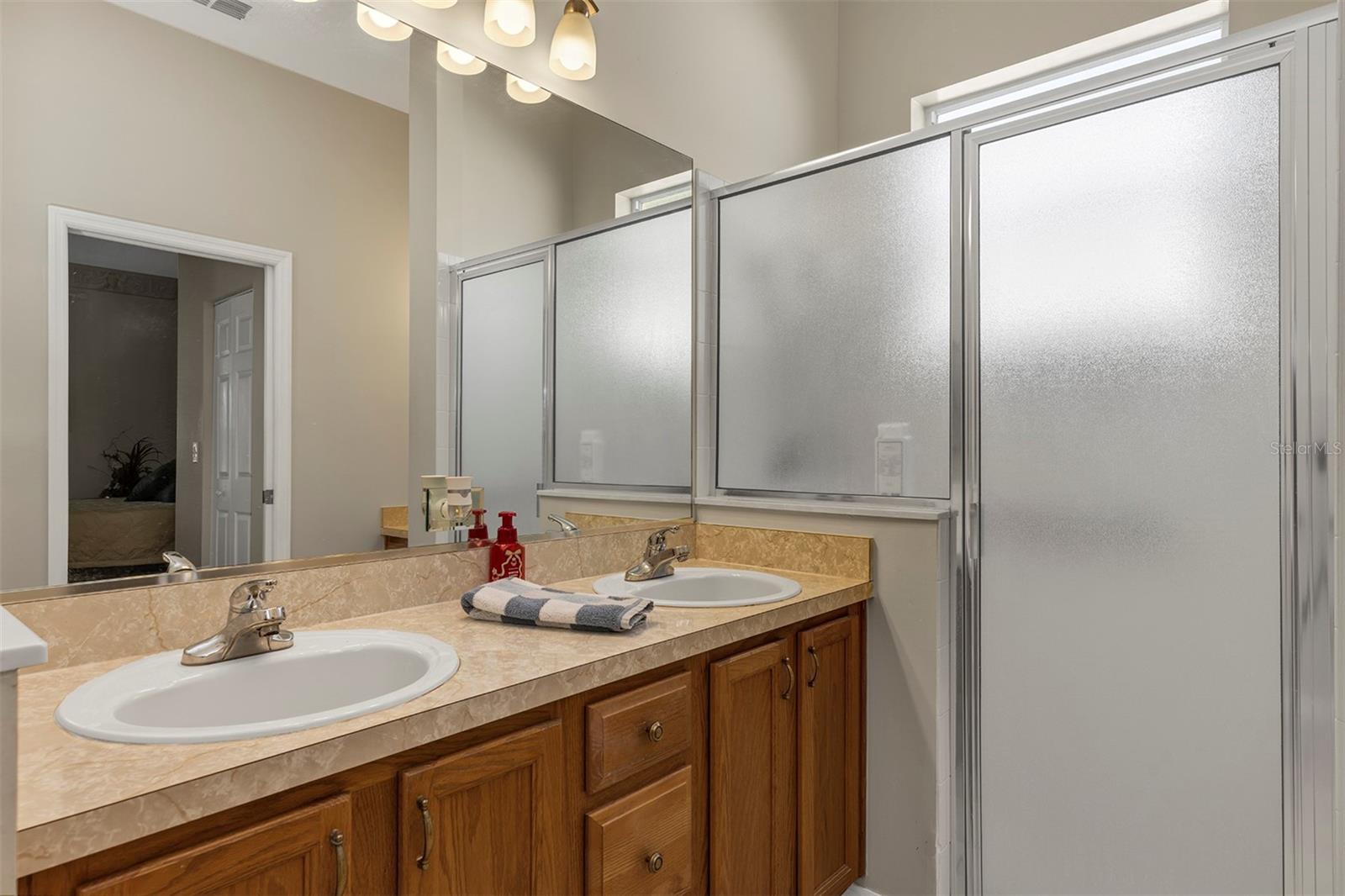 OAK RUN CRESCENT OAKS - Residential