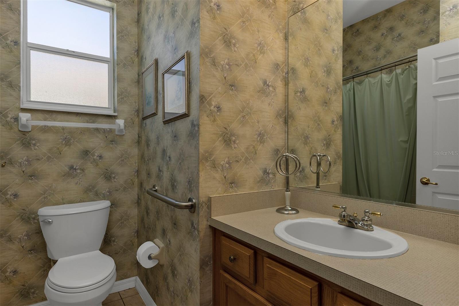 OAK RUN CRESCENT OAKS - Residential