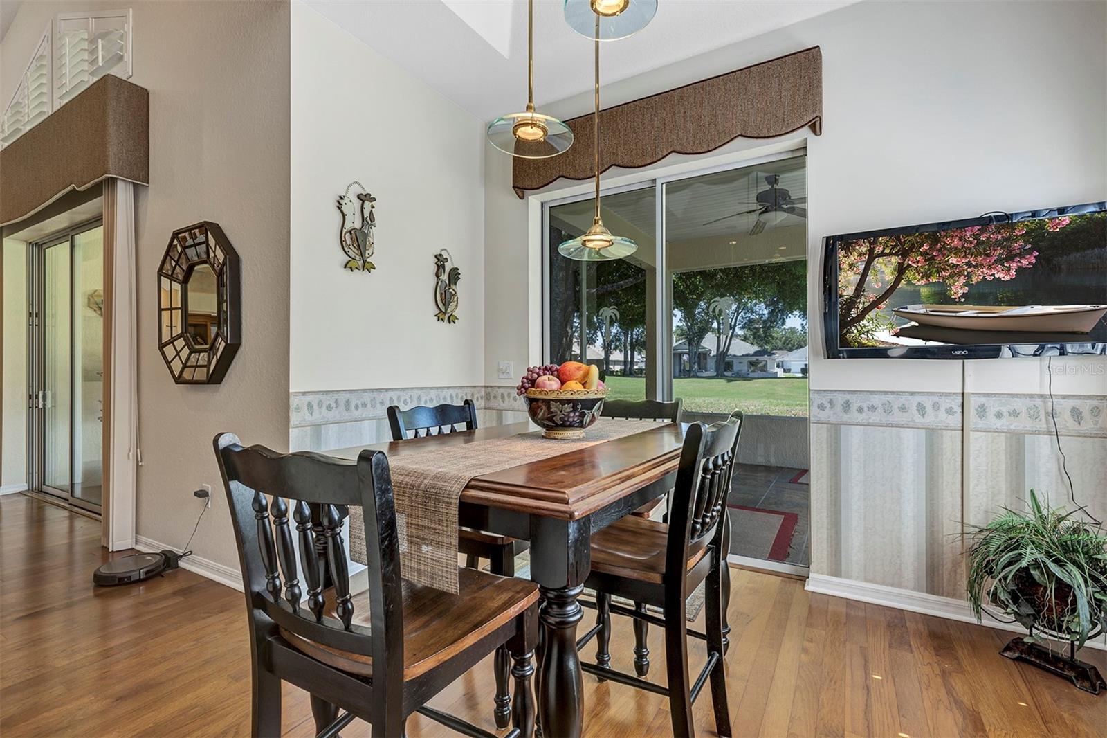 OAK RUN CRESCENT OAKS - Residential