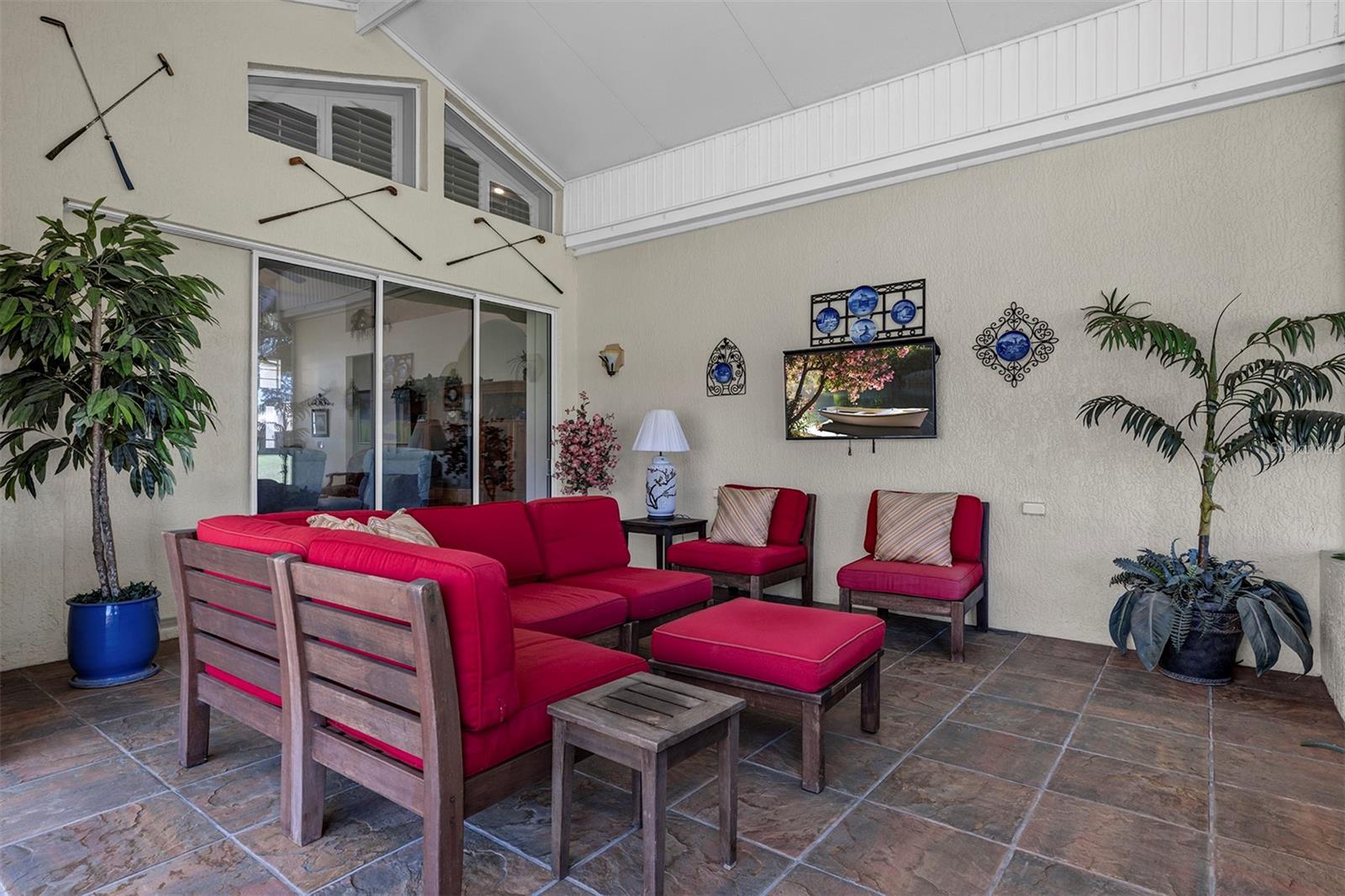 OAK RUN CRESCENT OAKS - Residential