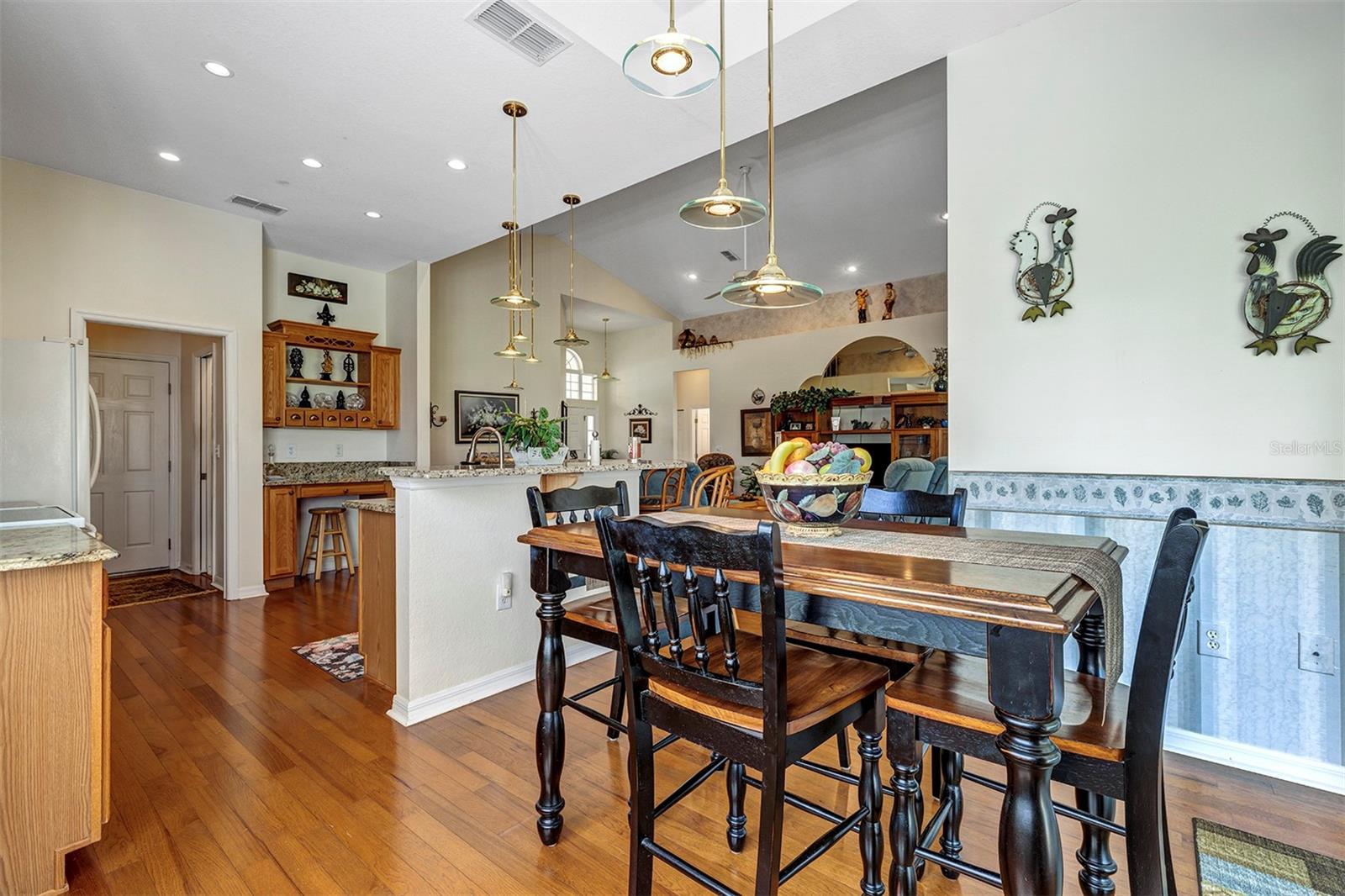 OAK RUN CRESCENT OAKS - Residential