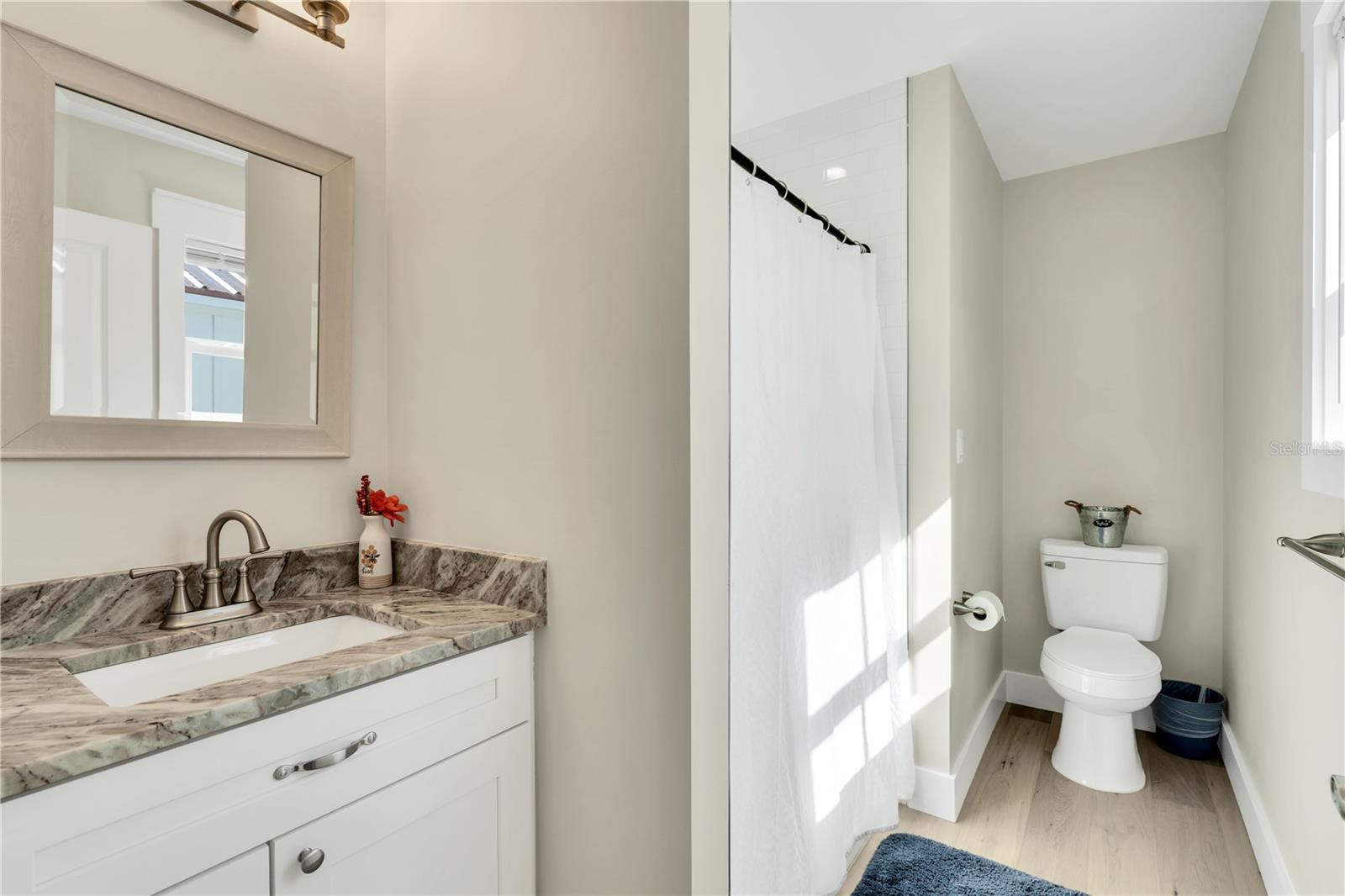 CASTAWAY COTTAGES - Residential