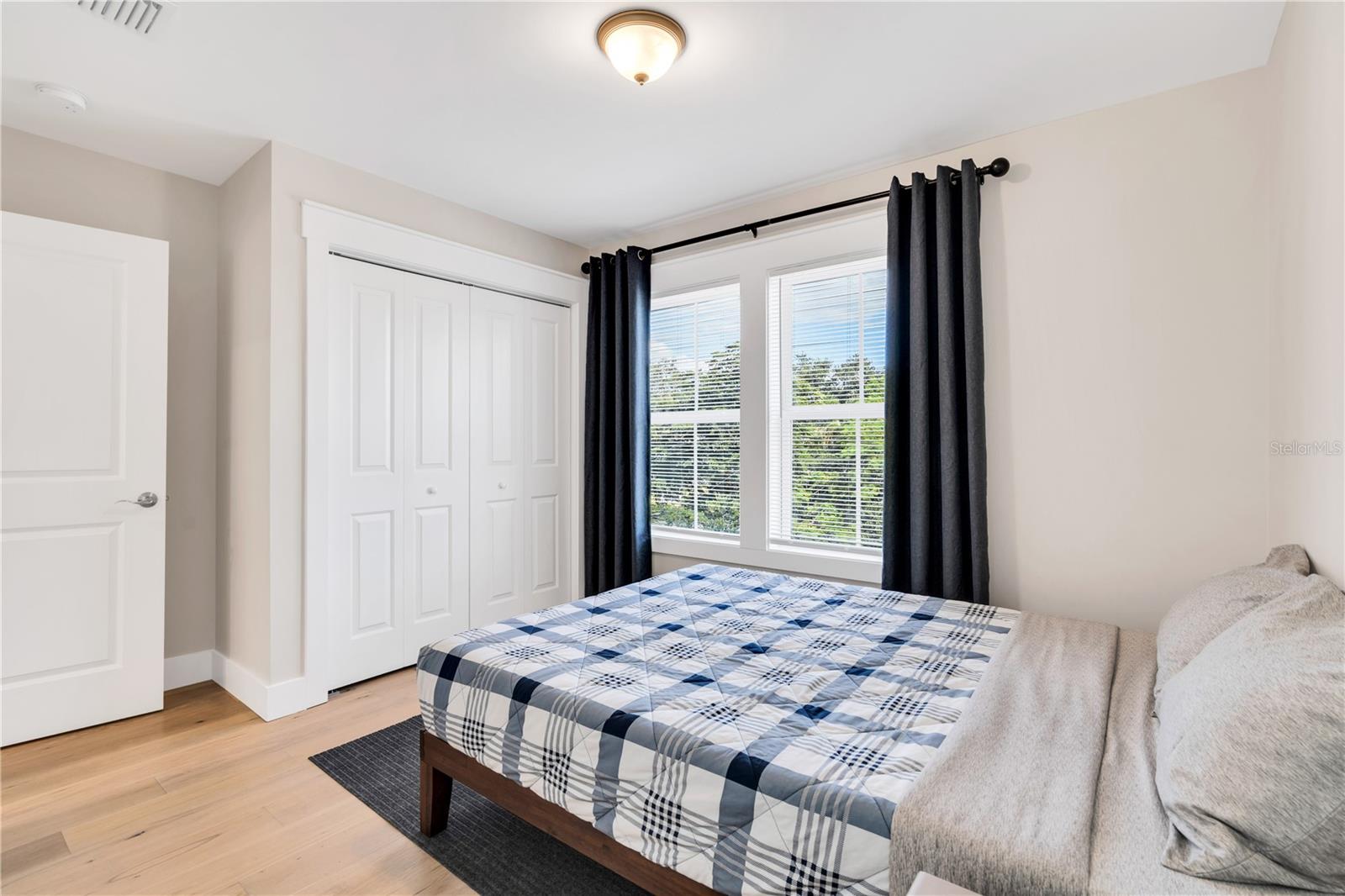 CASTAWAY COTTAGES - Residential