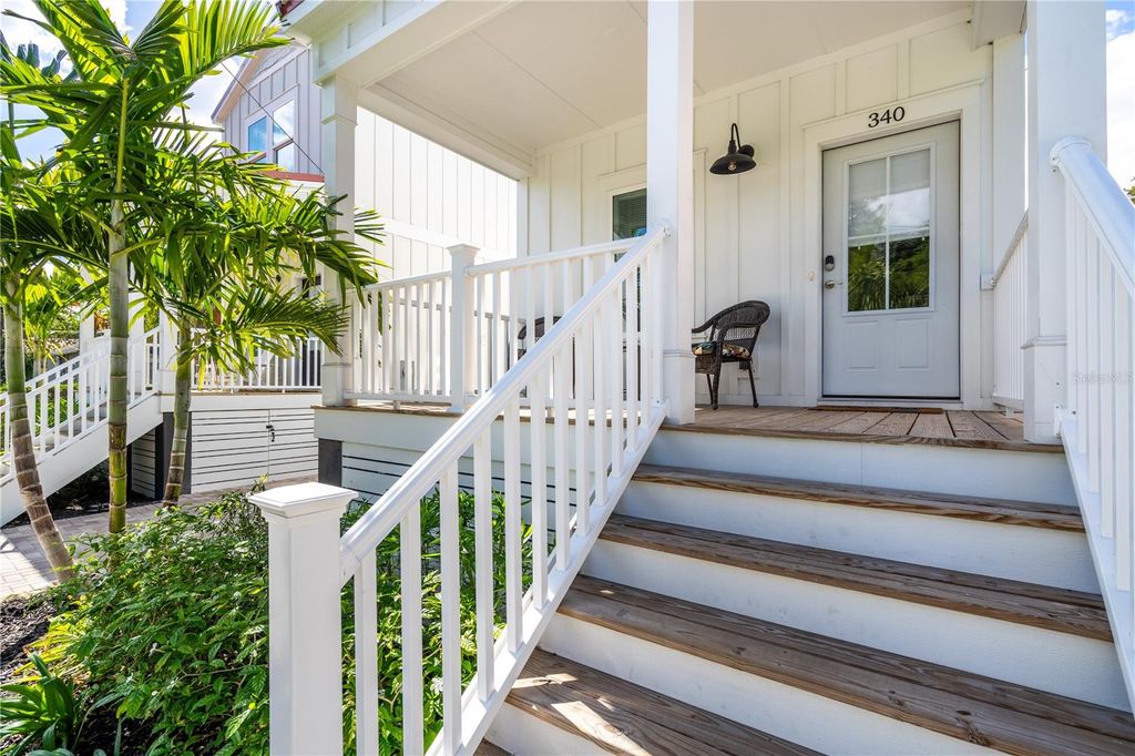 Photo of 340 6th Street E, Bradenton, FL 34208 (MLS # TB8505125)
