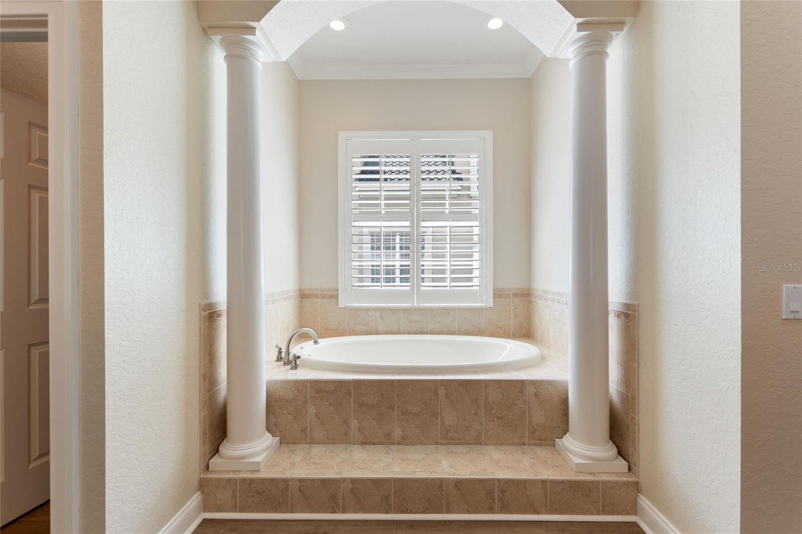 LAKE GIBSON SHORES - Residential