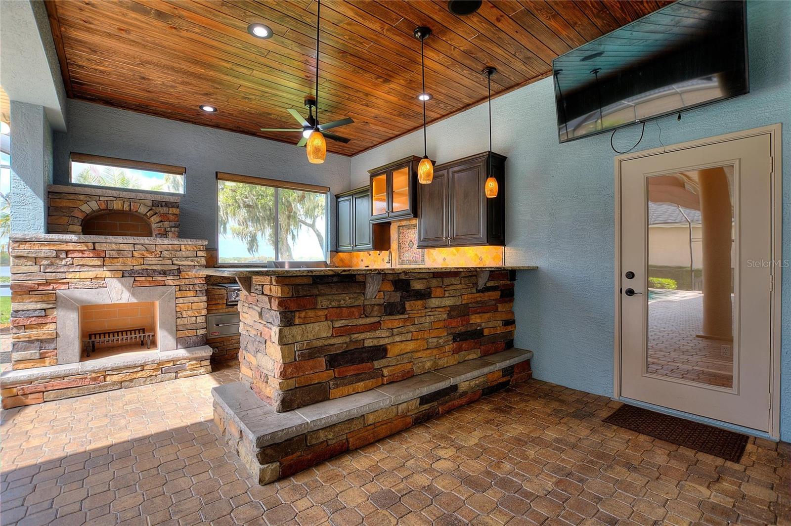 LAKE GIBSON SHORES - Residential