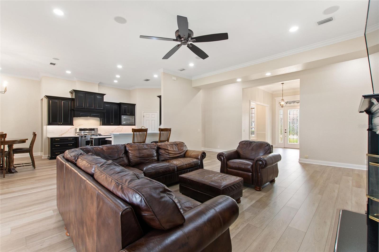 LAKE GIBSON SHORES - Residential