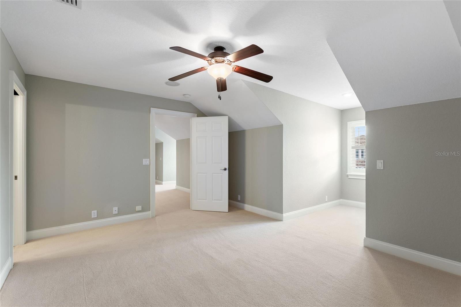 LAKE GIBSON SHORES - Residential