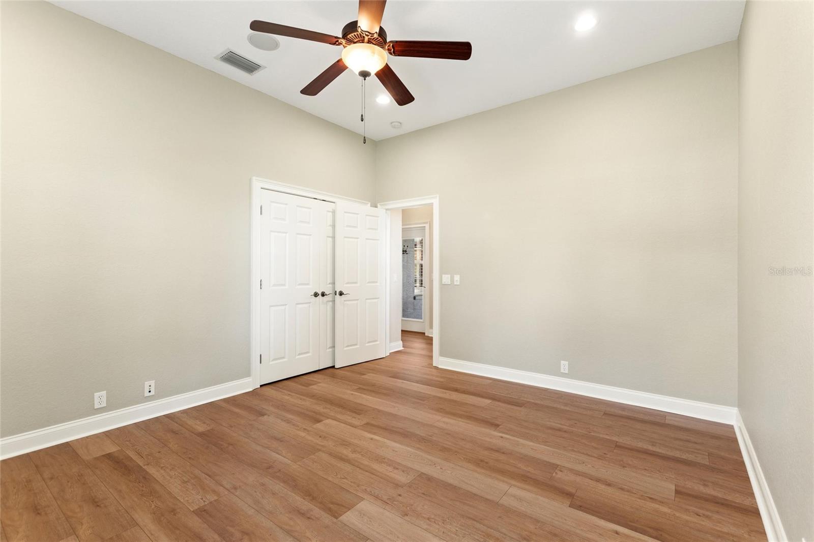 LAKE GIBSON SHORES - Residential