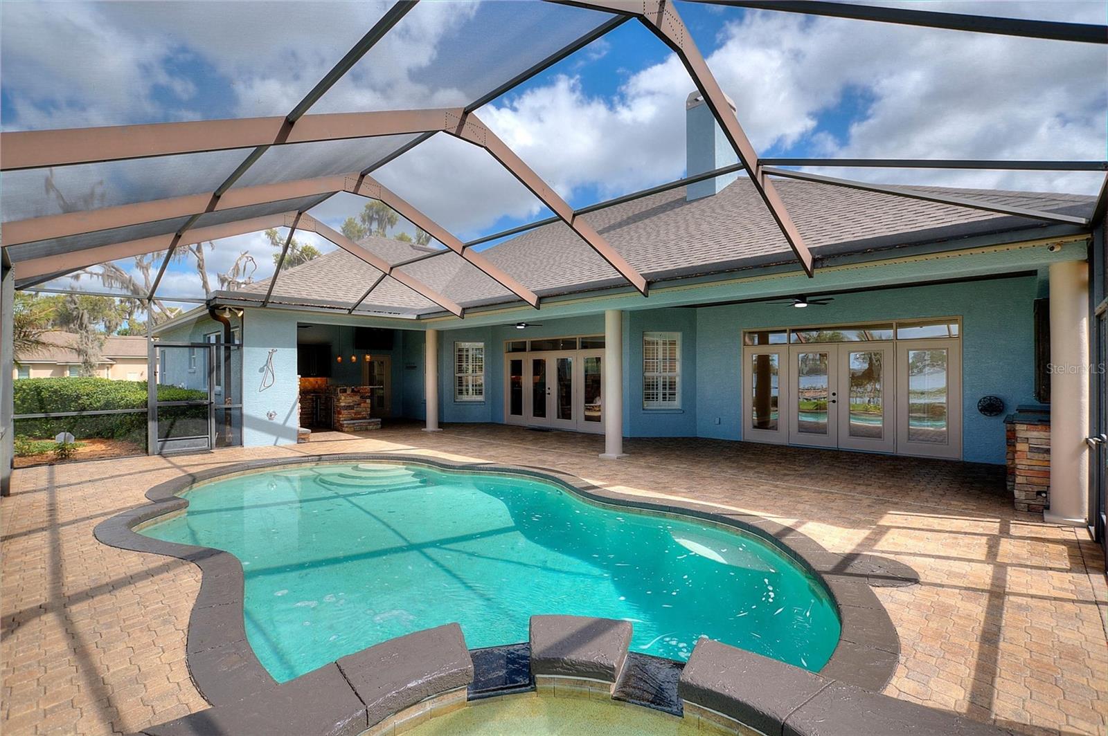 LAKE GIBSON SHORES - Residential