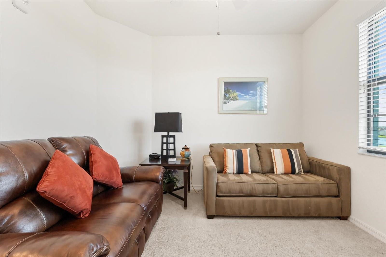 LAKEWOOD NATIONAL - Residential Lease