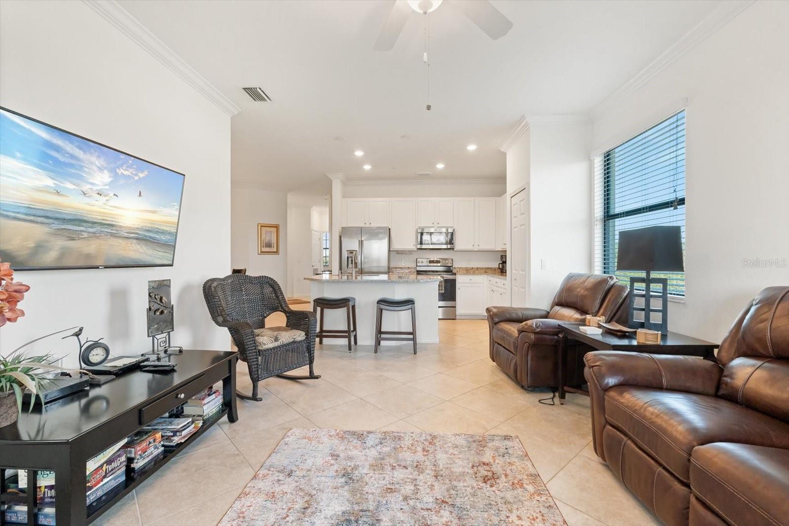 LAKEWOOD NATIONAL - Residential Lease