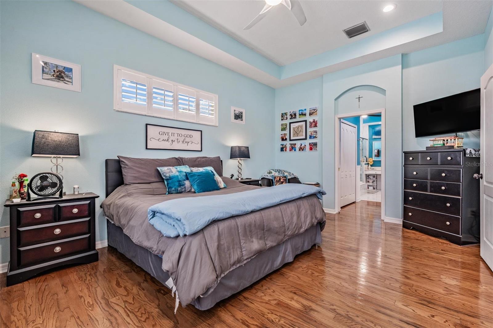 VALENCIA GARDENS PH 01 - Residential