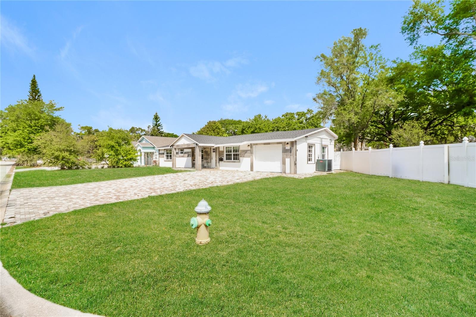 RIDGE CREST - Residential