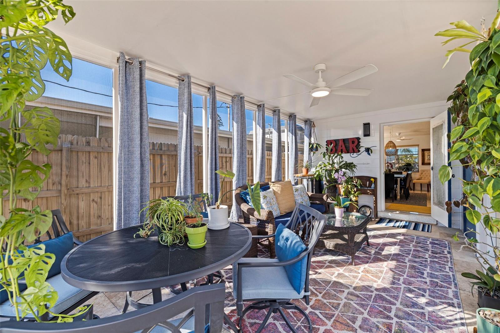 BOCA CEIGA PARK - Residential Lease