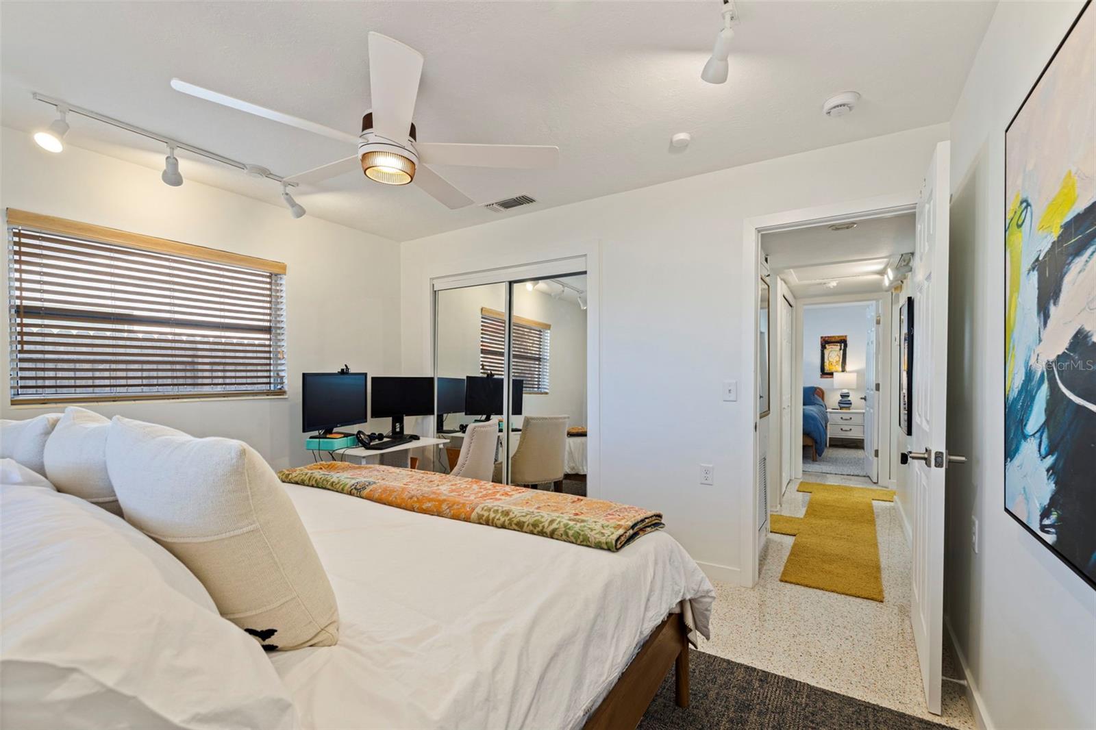 BOCA CEIGA PARK - Residential Lease