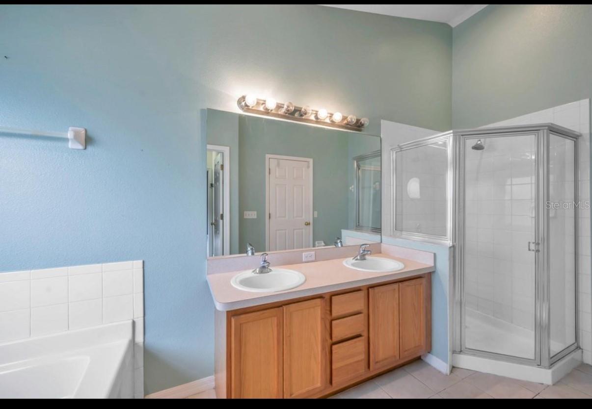 CUMBERLAND TRACE - Residential Lease