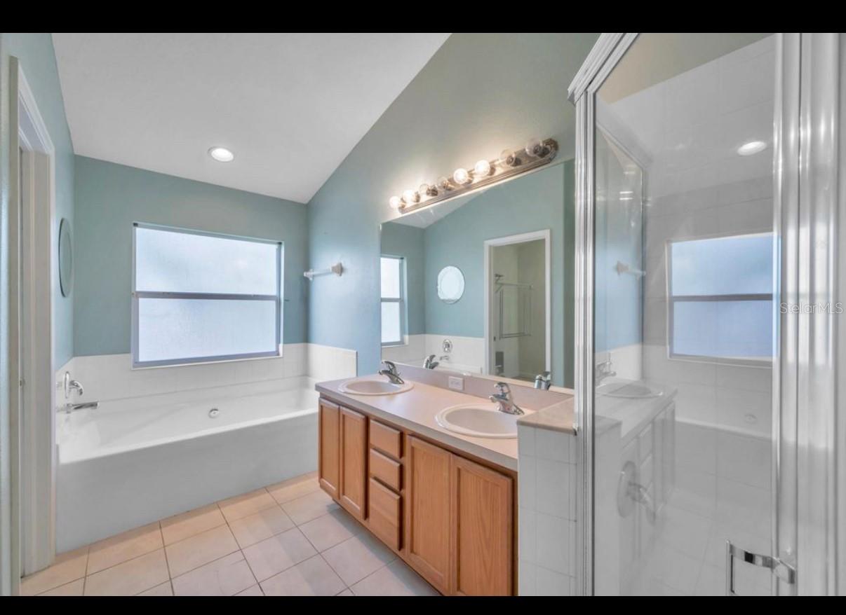 CUMBERLAND TRACE - Residential Lease